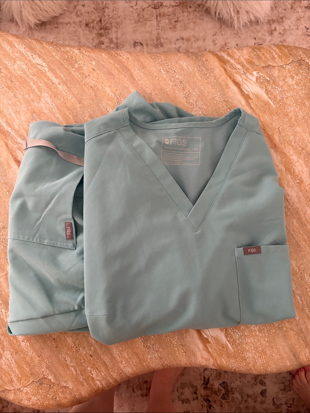 Figs women’s  scrub set in Seafoam Green 3xl